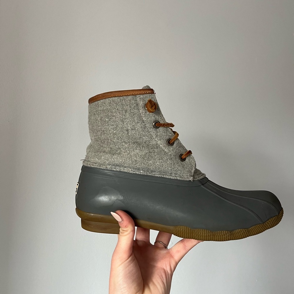 Sperry Woman’s Saltwater Wool Duct Boots